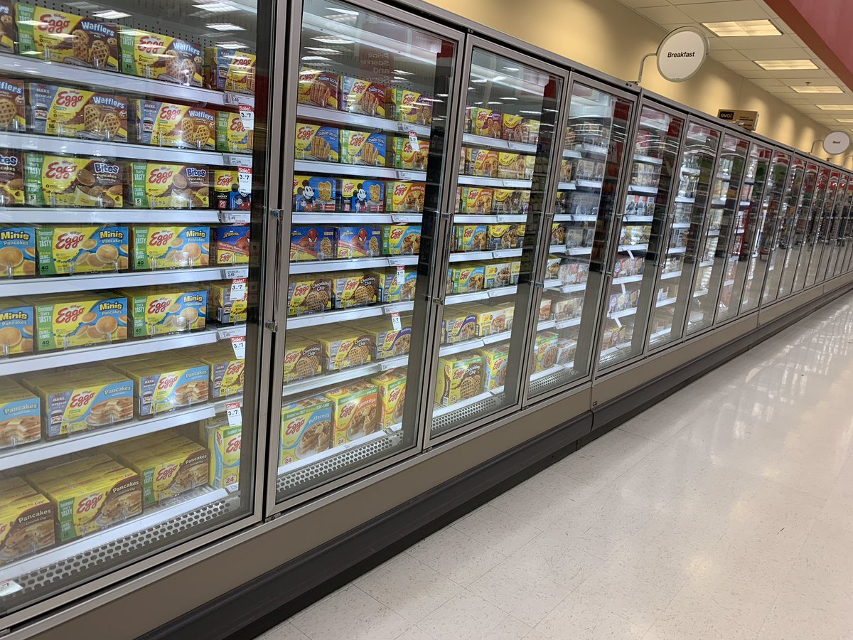Bentley_Jane22's tweet photo. PSA: Don’t burn your hands on these #crispy freezer zones! #DoubleDigitComps #LookOut https://t.co/UscJekluh0