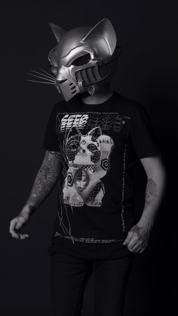 TH3CATSofficial's tweet photo. D A M A S C U S 🖤 @DamascusApparel  #damascusapparel #th3cats #edm #music #bassmusic #dubstep #trap #tc1 #dj #drummer #singer 📸 @wrawr https://t.co/4corSHFQKa