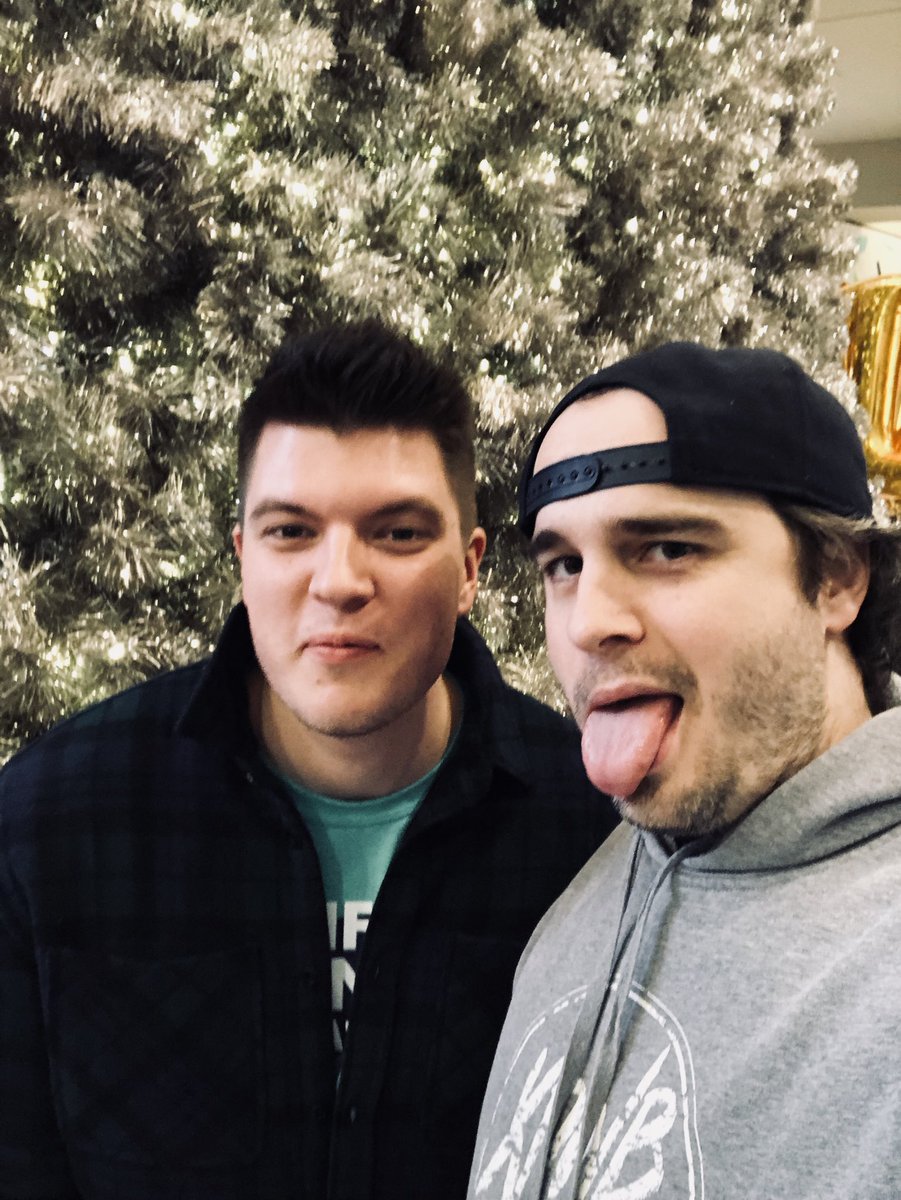 thezachdillon's tweet photo. Hanging with @ColtRadio at the @udmsomn for @SOMinnesota! Love this cause and these people! Thank you for having me! #DanceUnified https://t.co/BIp3tBOPOe
