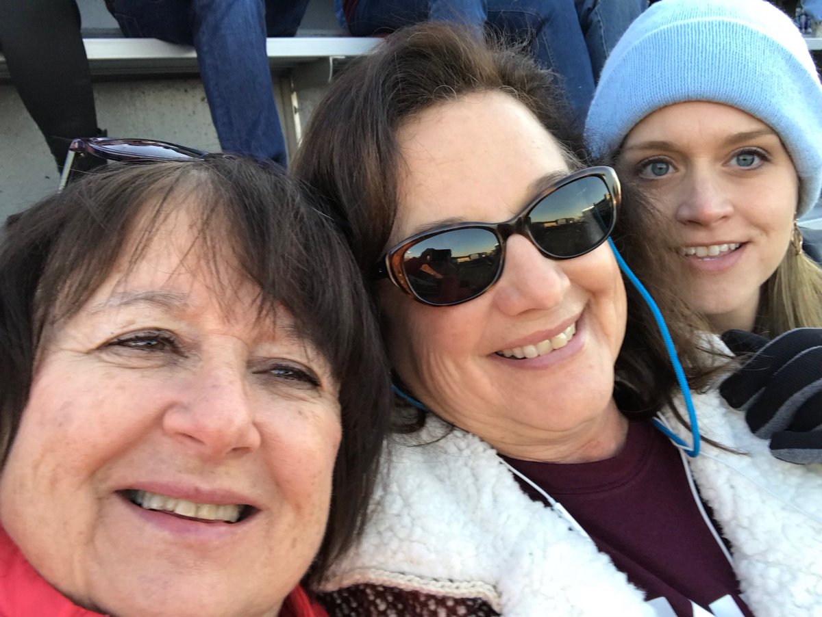 Moresilly's tweet photo. #thisishome #fortheholidays #vtfanphoto   ⁦@HokieVision⁩ https://t.co/cZX2nQRcy3