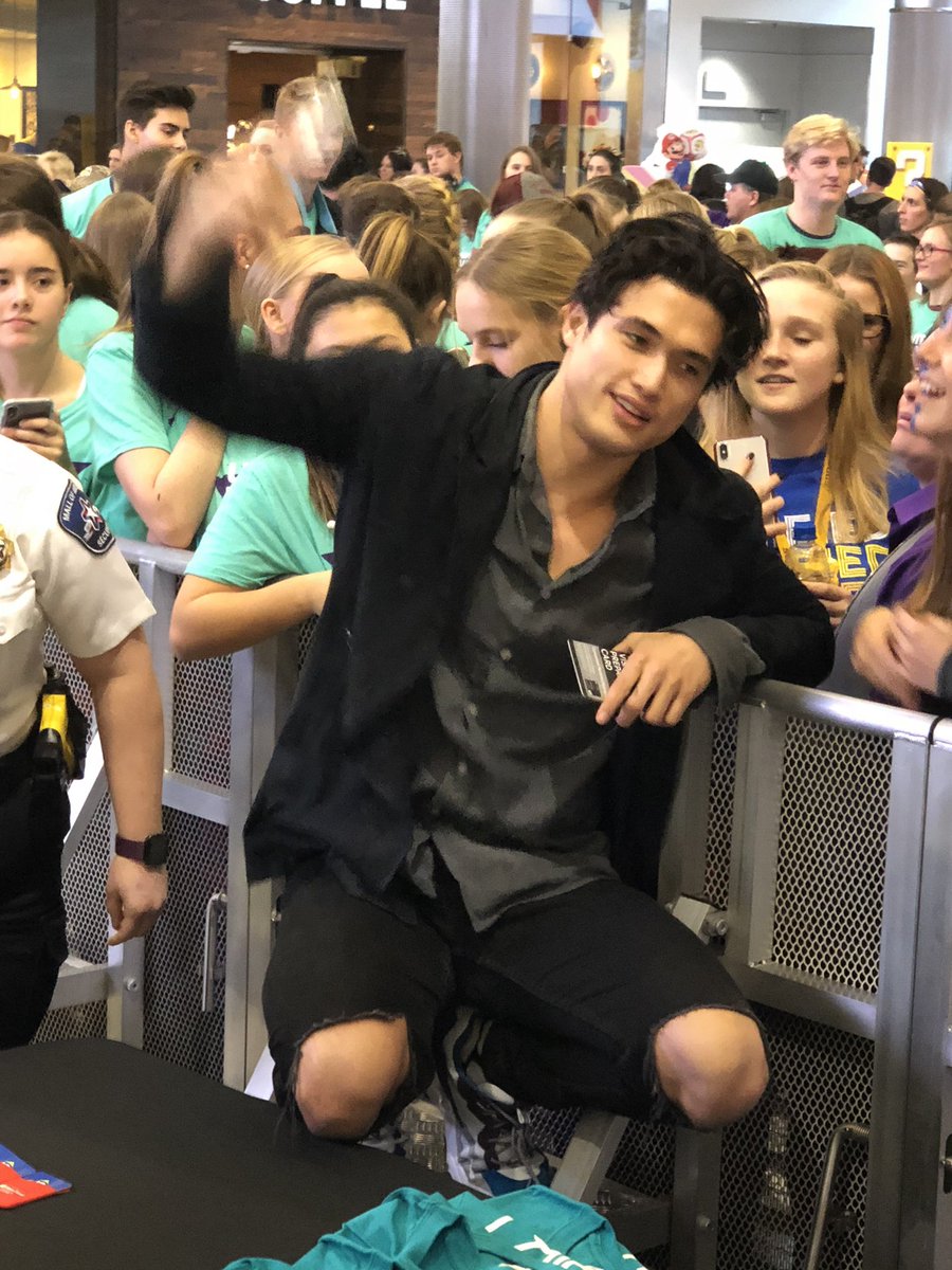 PamOeffler's tweet photo. #charlesmelton #danceunified https://t.co/CMlcqlNjRX