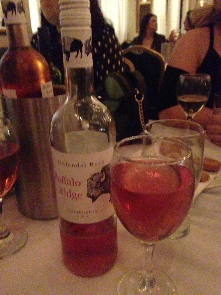 XGrace93's tweet photo. @Emmajamesonxo 🍷😝 https://t.co/wTzwM6c8gd