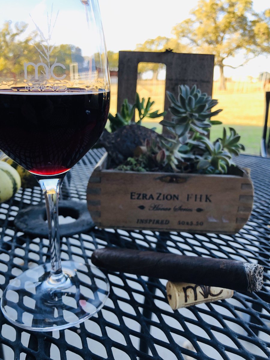 EchoSixKilo's tweet photo. Lazy afternoon with a glass of #LightingCab and #FHK @MarkerCellars @EzraZionCigars https://t.co/26kNCyWq6U