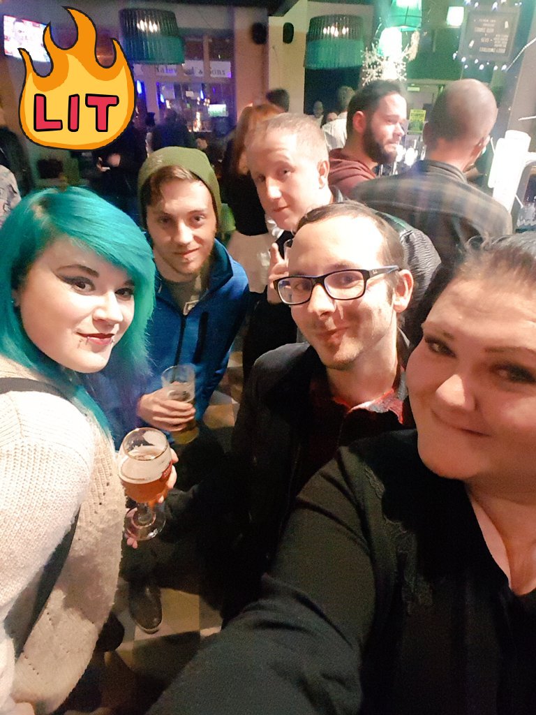 larabowling1's tweet photo. #hangouts #roperhall #preston #kariokinight #randomthirstythursday https://t.co/oeOkPU6nq0