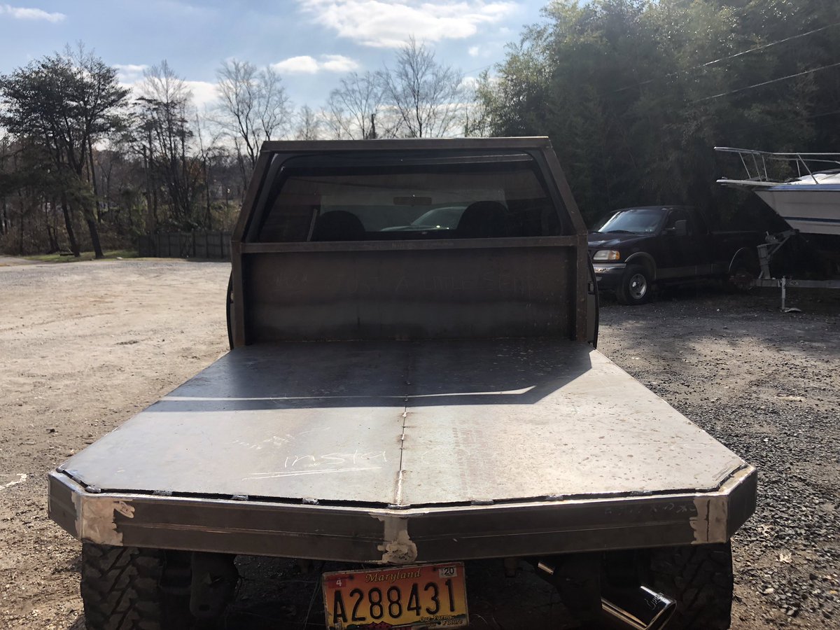 Alec_Bowling's tweet photo. Fun flat bed project I did with my buddy, welded the whole bed together things a tank! Hopefully get to do more of these https://t.co/n9tJN8bCdf