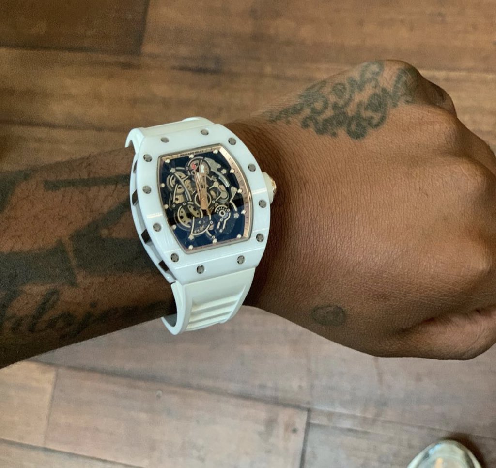 Davido tweet media