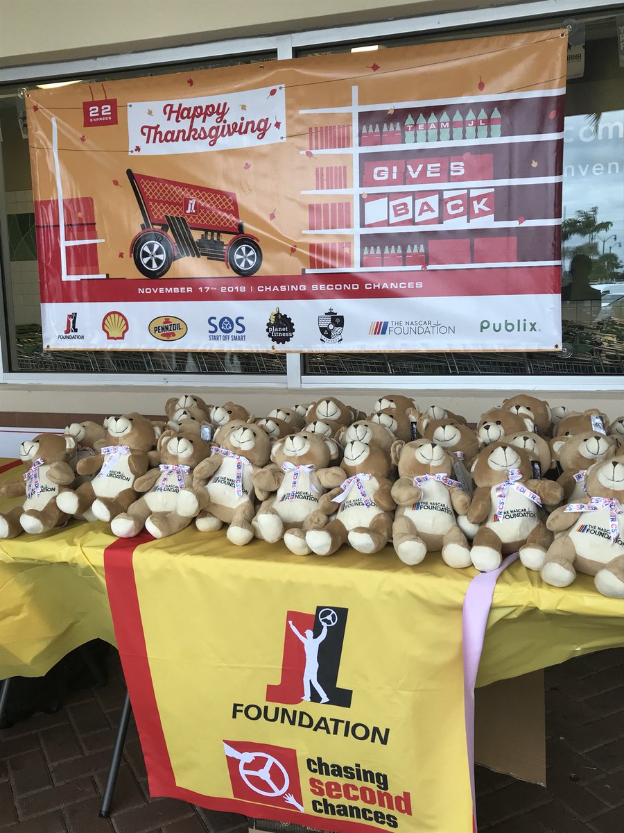 NASCAR_FDN's tweet photo. Excited to be here to help @JoeyLoganoFDN shop with 100 families for #thanksgiving dinner! #chasingsecondchances https://t.co/601Mozb6nS