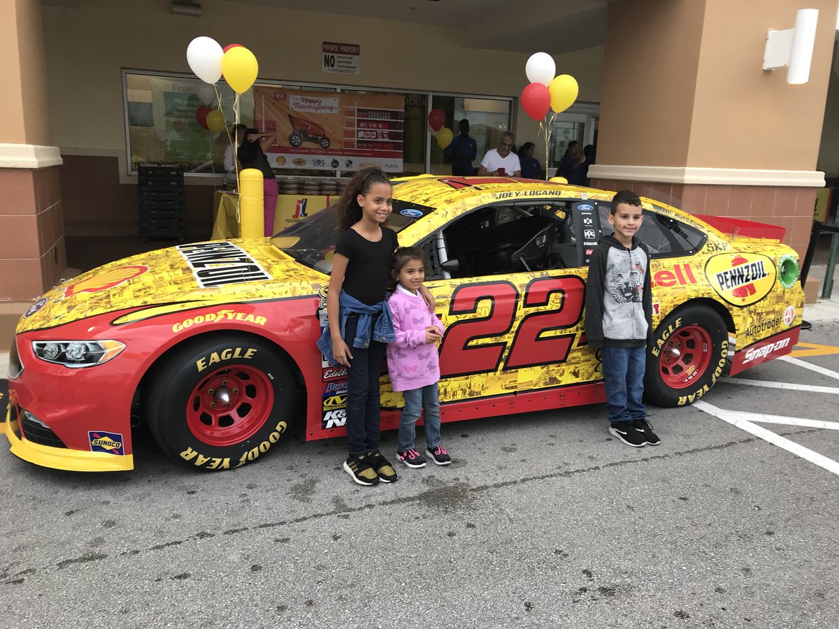 NASCAR_FDN's tweet photo. Excited to be here to help @JoeyLoganoFDN shop with 100 families for #thanksgiving dinner! #chasingsecondchances https://t.co/601Mozb6nS
