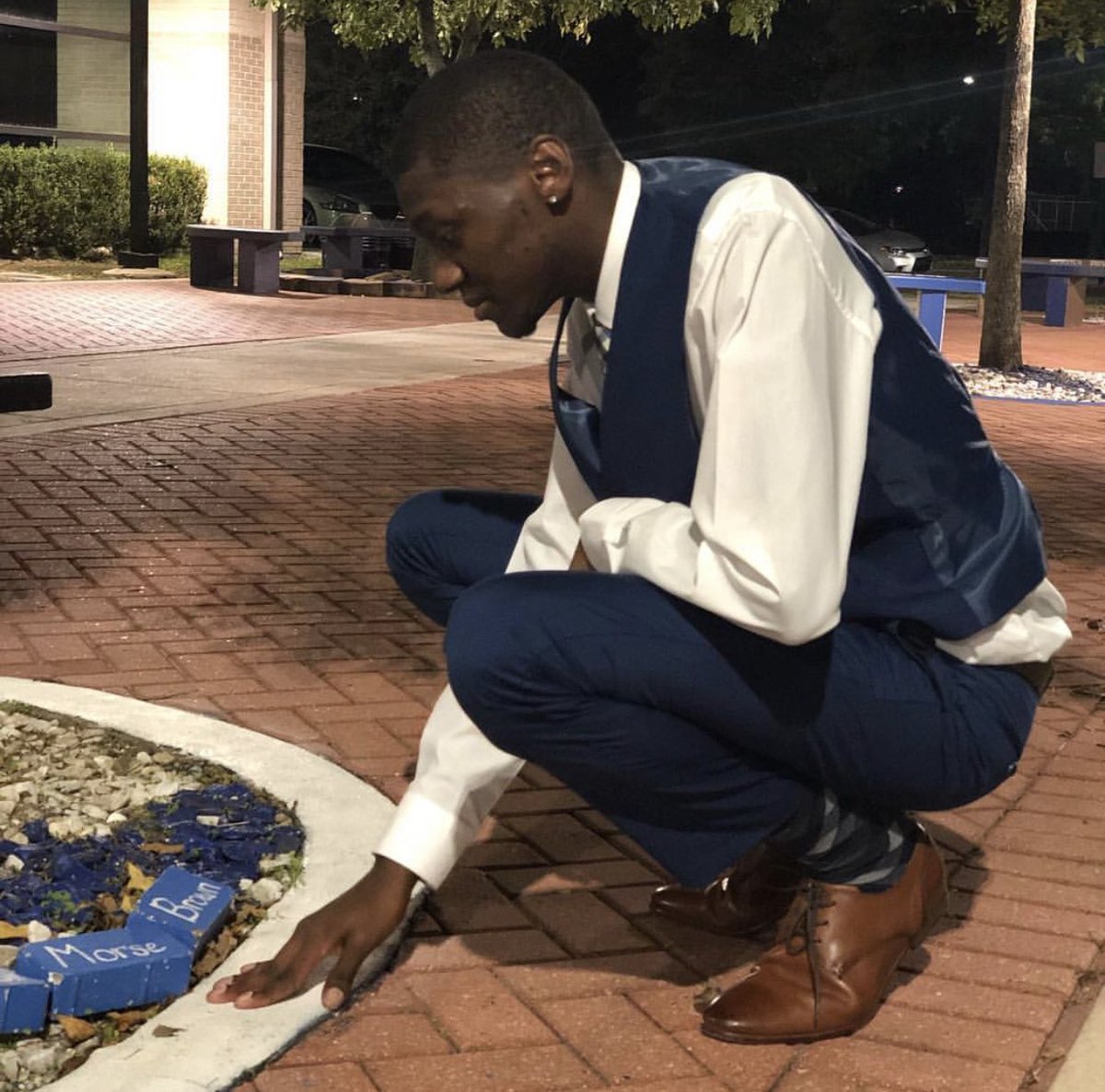 DeltaEtaSigmas's tweet photo. We would like to congratulate our new brother over at Alpha Lambda Chapter! Welcome to the brotherhood Mack! 🤘🏾🤘🏾🤘🏾 #WelcomeBackALamb #Fall2018 #SoloAce https://t.co/Zh4CroLINi