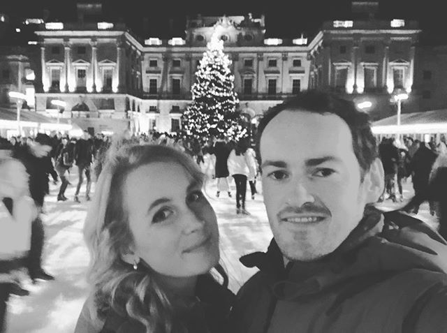 Leclesh's tweet photo. Not sure if the fear of plastering myself on the ice is adequately portrayed, but it was real 💁🏼‍♂️
.
.
.
#iceskating #london #winter #somersethouse #vibes #winterishere #fearless #cold #weekends https://t.co/Hkr5FMMk5i https://t.co/ZrUsXbD0Hz