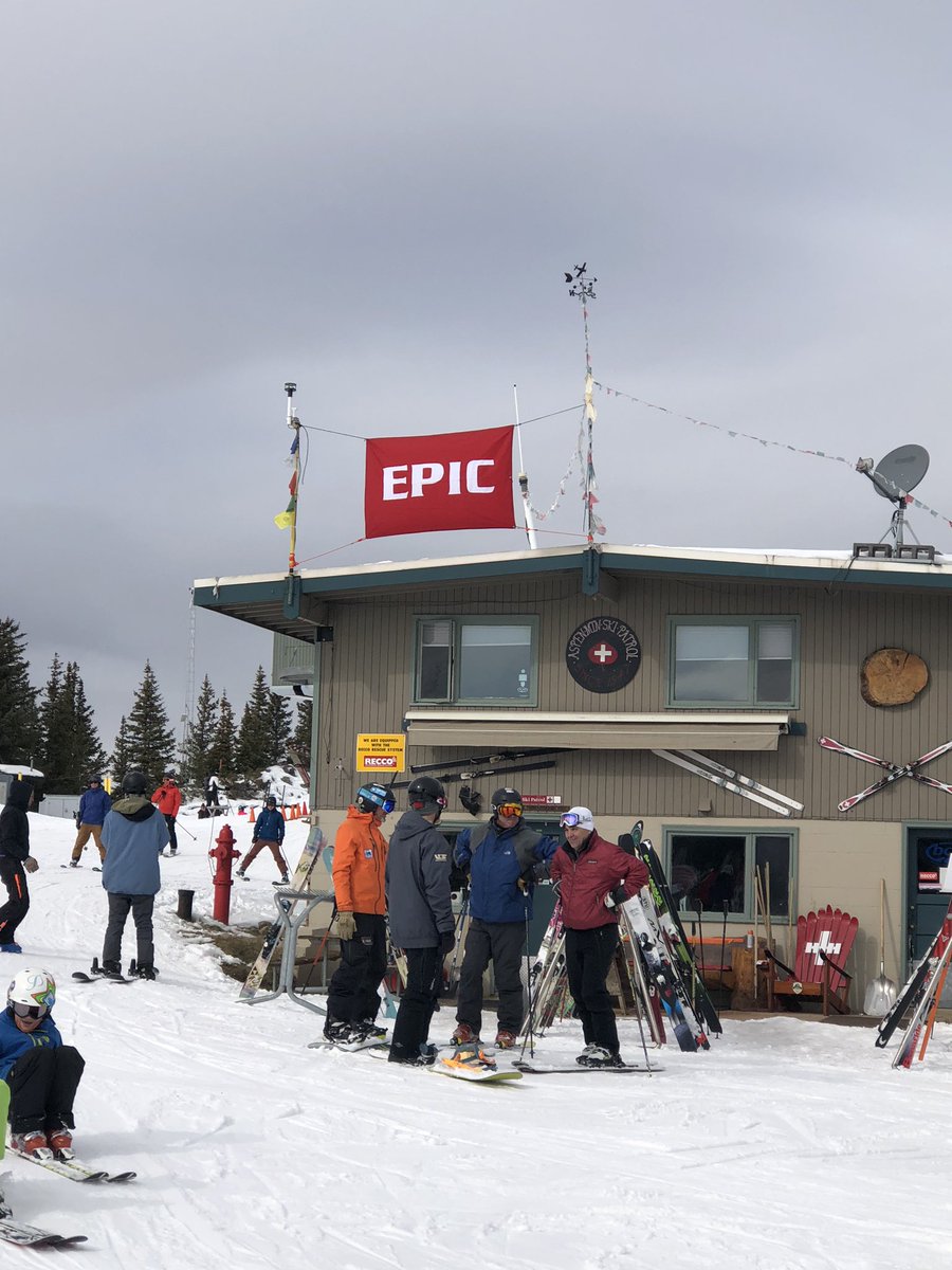 juliahedman's tweet photo. Day one was pretty epic! @AspenSnowmass https://t.co/yaLKghPFcO