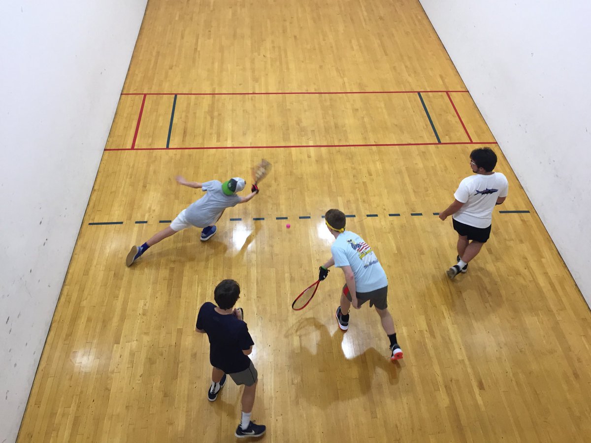Chris Thornberry ‘17 and Nathan Inserra ‘17 came back from college and played a doubles match with their brothers: current freshmen Jared Thornberry ‘22 and Joey Inserra ‘22. This match went to Team Thornberry but there’s bound to be a rematch! 

#SLUHrballrunsinthefamily