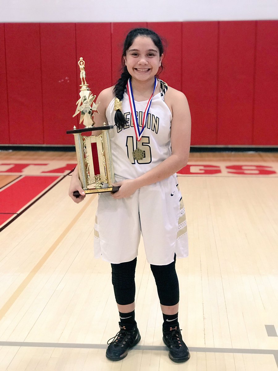 franncisstarr's tweet photo. 1st place champions &amp; all tournament player ⛹🏽‍♀️ https://t.co/hXTs6R9Oj0