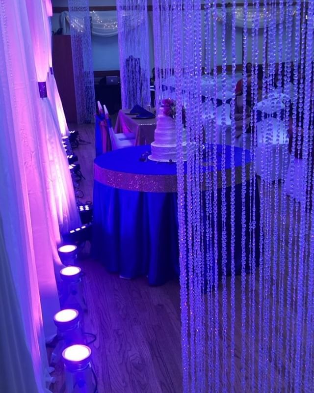 MSPWeddingPhoto's tweet photo. ❤️ The calm before the love storm. #weddingday #ericaandmileswedding #onelove https://t.co/by481kAxfH