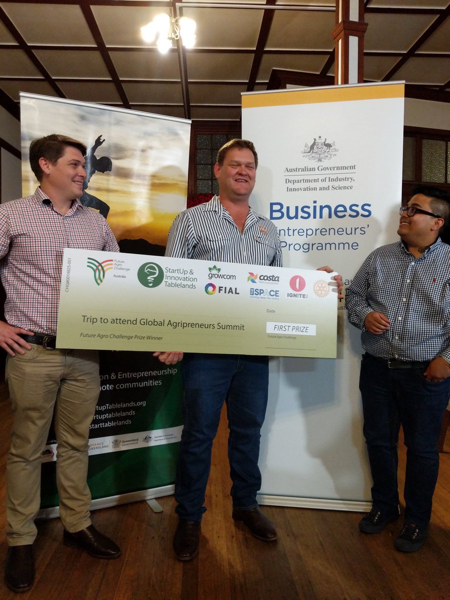 FACAustralia's tweet photo. And the winner of @FACAustralia for 2018 is @SwarmFarm 👏👏👏 #fac2018 #agtech #regionalinnovation @FAC_network https://t.co/6VUxckXm22