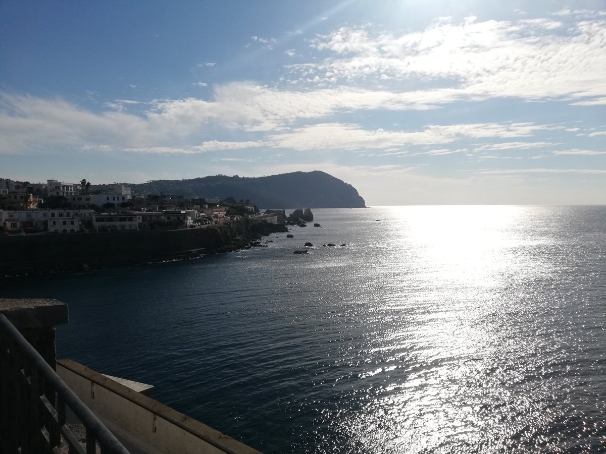 ClaudioCimmino5's tweet photo. #forio #foriodischia #islandischia #ischia #ischiamare #ischiaisolaverde #ischiaisland #iloveischia #visitischia #igischia #igersischia #ischiagram #naples #naplesitaly #italy #campania #europe #italia #napoli #italyphotolovers #huawei #igersitalia #volgoitalia #volgoitaly https://t.co/SCI1DSrra1