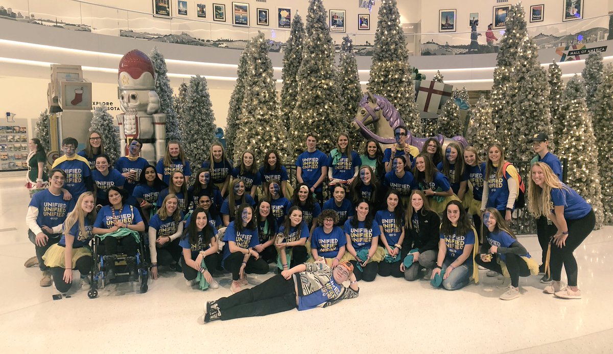 A big thank you to all of the <a href="/WayzataHS/">Wayzata High School</a> Club US members that raised money for <a href="/SOMinnesota/">Special Olympics Minnesota</a> and attended the @udmsomn today at <a href="/mallofamerica/">Mall of America</a> 
#DanceUnified