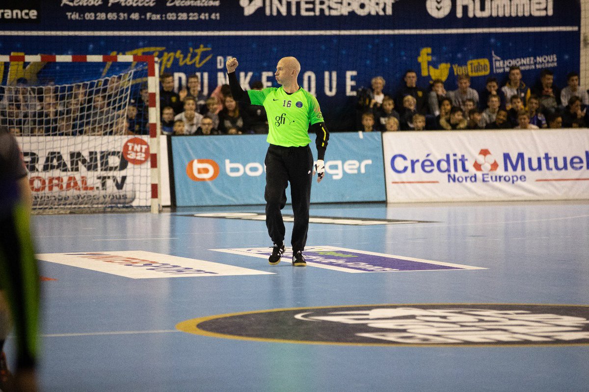Thierry_Omeyer's tweet photo. Big win against Dunkerque! Great team spirit! 🔴🔵 #psg #psghand #lidlstarligue @psghand @LidlStarligue https://t.co/bnKzb7hETH