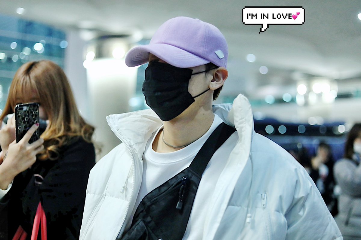IM0126com's tweet photo. 181118 몬스타엑스 아이엠 - 입국

@OfficialMonstaX 
#몬스타엑스 #아이엠 #MONSTAX #MONSTA_X #IM #임창균 #창균 #꾸꿍 https://t.co/NINf4dTsVR