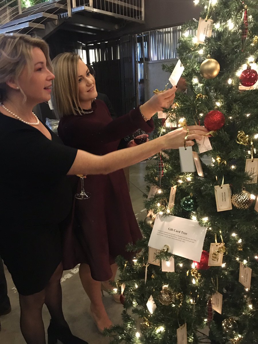 New this year at the #QEHGala2018 - gift card tree! @iamveebea #QEH #PEI #PEIGives #ThankQ