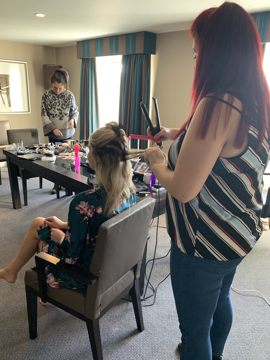 HairByLisaB's tweet photo. Bridal party #SurreyWeddings https://t.co/Se5BJYY2kq