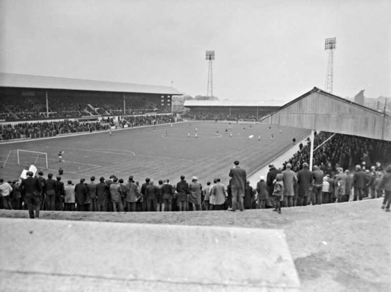 74frankfurt's tweet photo. East End Park, Dunfermline. Home of Dunfermline Athletic FC. (Pic: DCT) https://t.co/ITlnEeOXMq