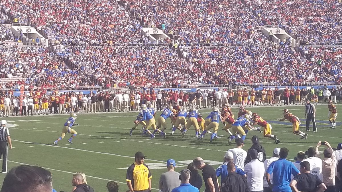 TweetThisTwat's tweet image. #fucksc #therosebowl #BeatSC  #GoBruins