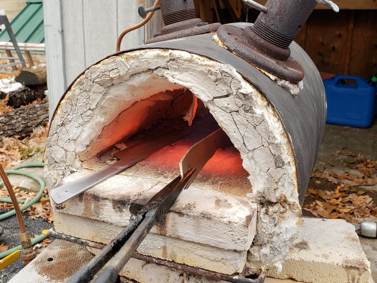 SamBWoodShop's tweet photo. Forge a Knife Class Day 1 - shaping our blades #knifemaking #metal #woodshop #sharp #forgedinfire #forge #metalwork #longlivewood #sbwi #instagramthetelegram https://t.co/vjPk4HnH34