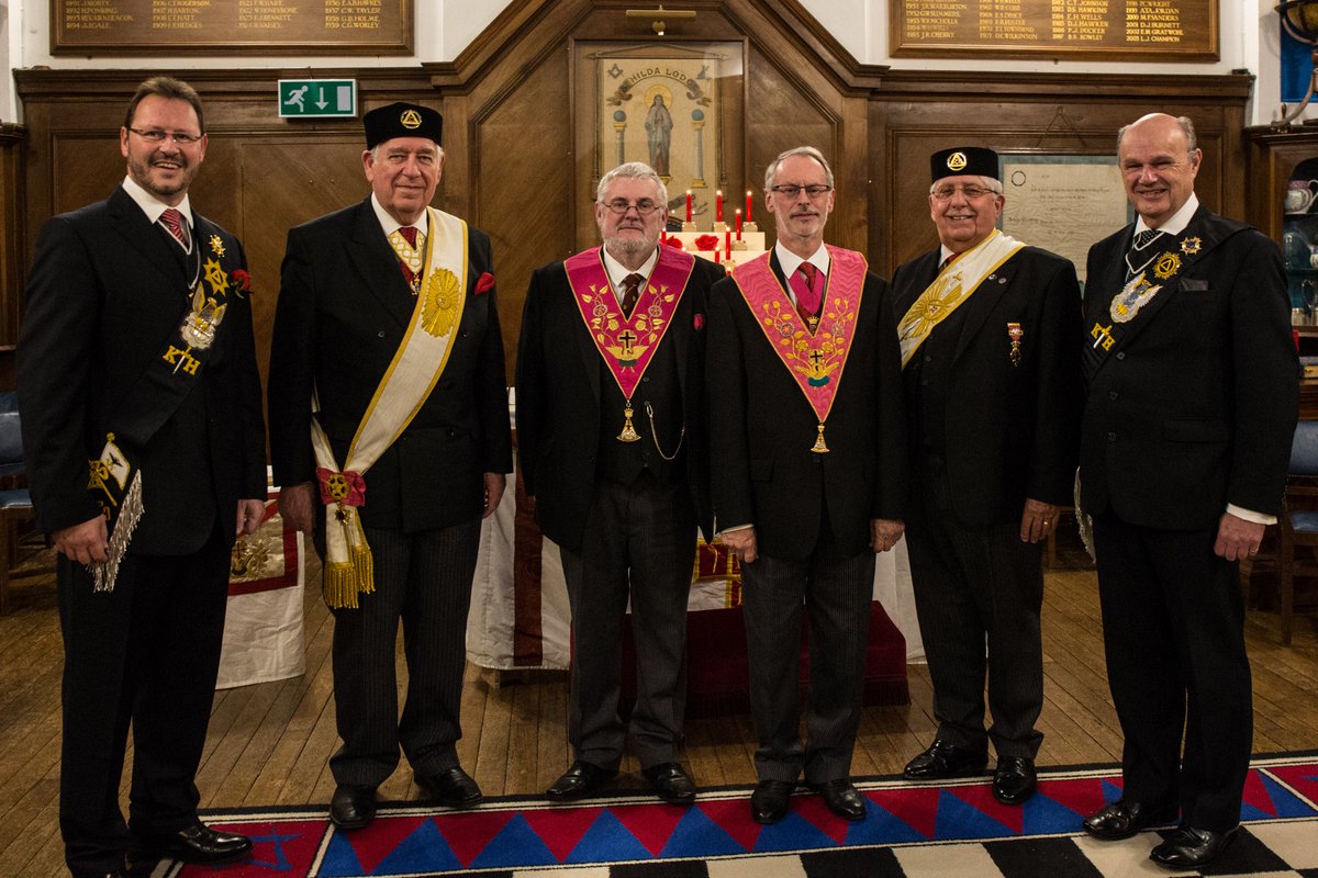 friendshipncare's tweet photo. Wallingford Castle Rose Croix meeting to install E &amp; P Lyn Austen as Most Wise Sovereign https://t.co/BwcSp7evod