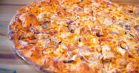 Breakwaterbrew's tweet photo. Never settle #pizzaprinciples BUFFALO CHICKEN PIZZA https://t.co/kctJtA9Tmw