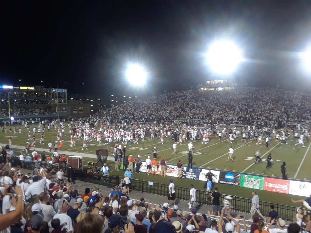 MrGebre757's tweet photo. I m so glad i got a chance to witness a game at foreman field in fact most likely the best in school history #ripforeman #ODUFB https://t.co/hmASvJQE0t