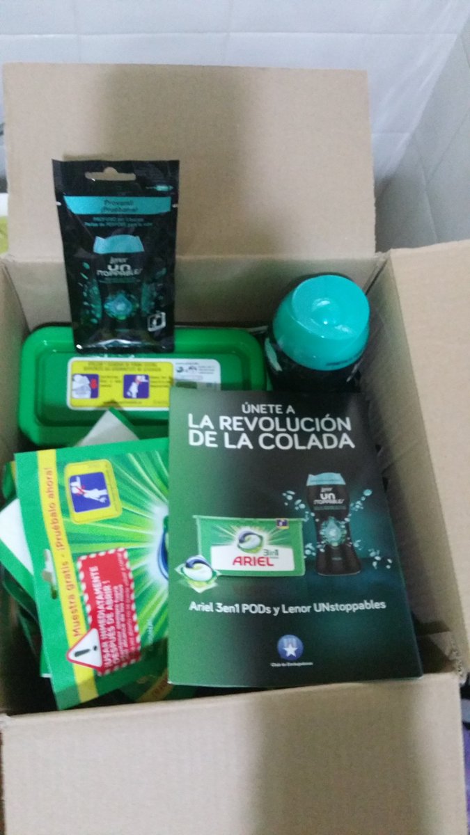 Ales_Toss's tweet photo. #RevolucionaTuColada 
Tremendo pack! Y para repartir! Que guay. https://t.co/0LeRHG3UYT
