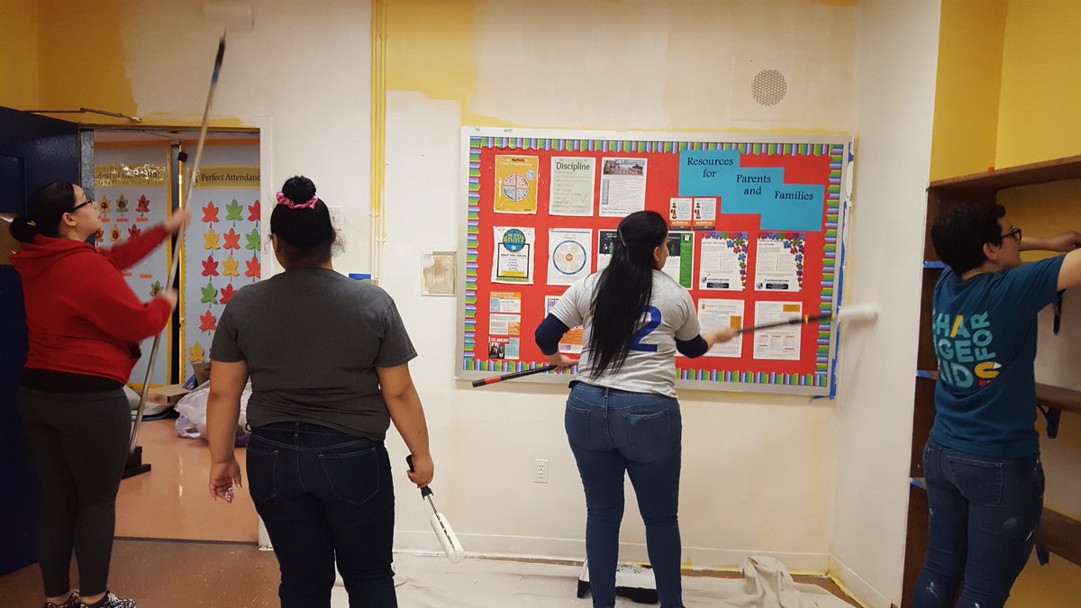 PS142M's tweet photo. School Beautification Saturday! Amazing Family Resource Room renovation with PTA and Change for Kids.  Thank you to all of those who helped with the wall painting and furniture building! #ps142m #whycfk #nycschools https://t.co/0BSBJZXJTI
