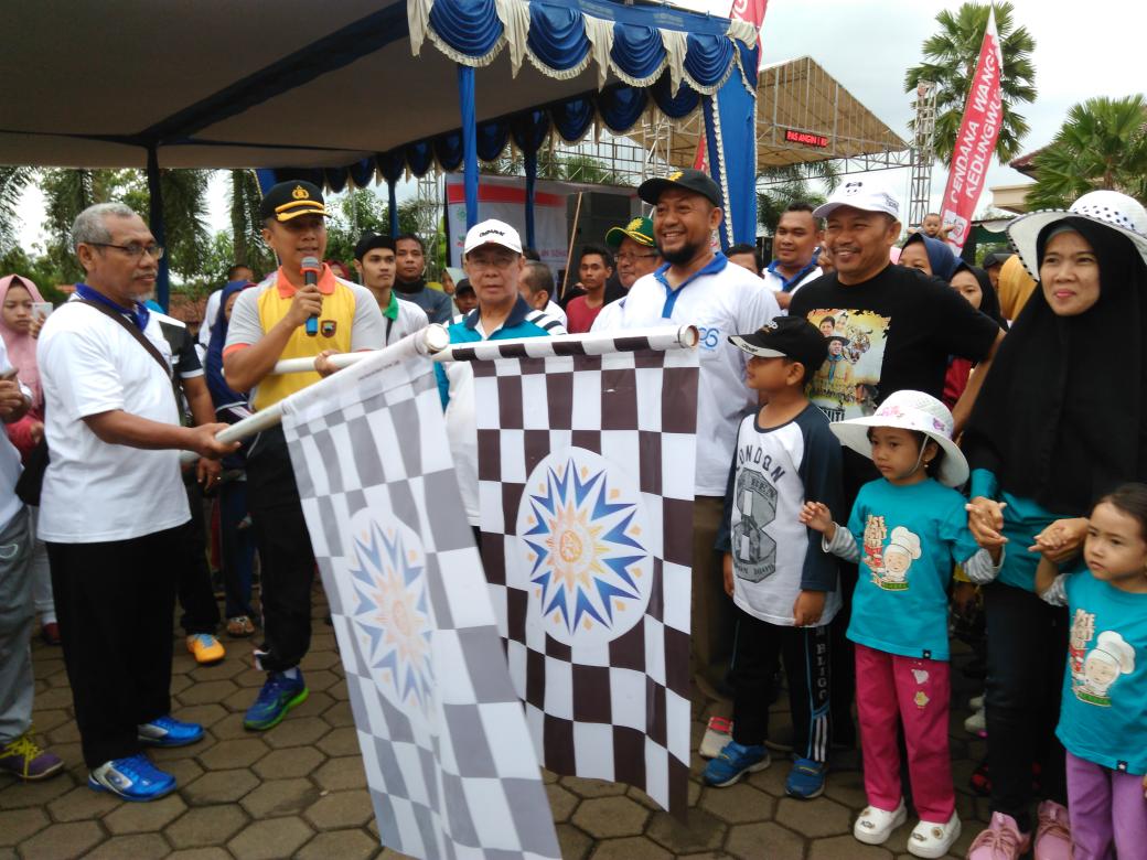 ekaiman358's tweet photo. Muhammadiyah telah berdiri lebih awal sebelum hari kemerdekaan RI. Usia boleh tua semangat tetap muda. @AsipKholbihi @Pemkab_Pkl https://t.co/qZuS5Q3U54