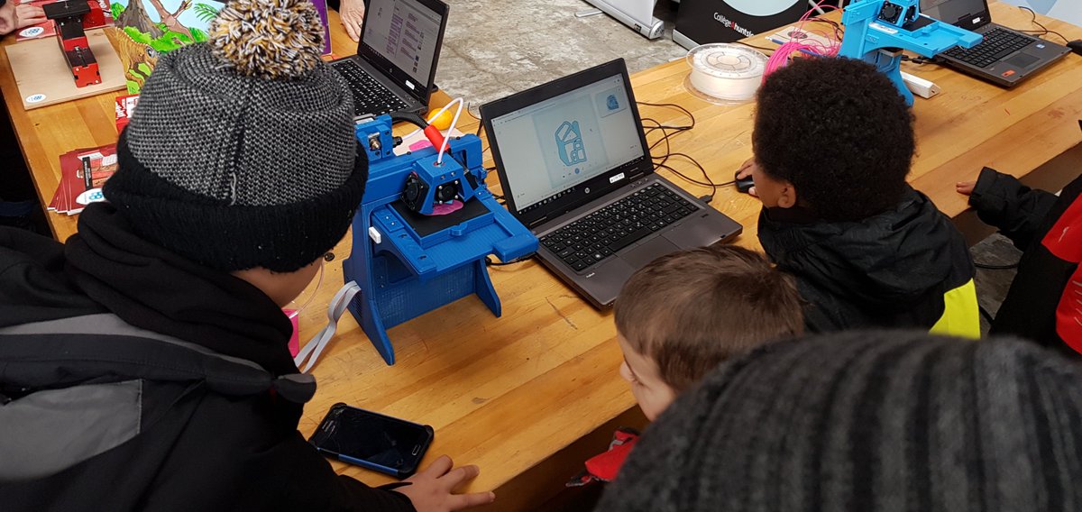 What a blast the kids had today at the Montreal Mini Makerfaire, thanks for all the people we met and who took part of this amazing event!

<a href="/a_l_davidson/">Ann-Louise Davidson</a> <a href="/MMakerFaire/">MontrealMakerFaire</a> <a href="/Milieux_news/">Milieux Institute</a> <a href="/EdTechConcordia/">ConcordiaUniversityEdTech</a> <a href="/educationmakers/">Education Makers</a> #makerspace <a href="/FabAhuntsic/">Fabrique Ahuntsic</a> <a href="/BBeduc/">Brault & Bouthillier</a> @MarcAndreCaron <a href="/mtl_lium/">Laboratoire d'innovation urbaine de Montréal</a>