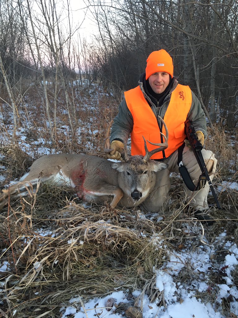 heinjehofer's tweet photo. First time out hunting,,20 minutes later itβs all over https://t.co/Qgul7SkDZL