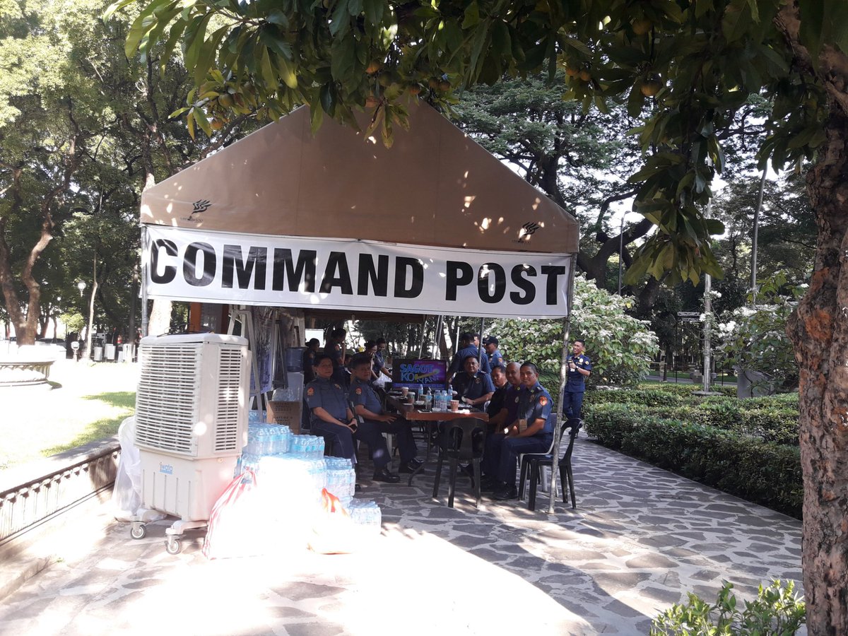 SCPh_PIO's tweet photo. The Manila Police District has established a Command Post and deployed its SWAT @UST to ensure the security of the 2018 Bar. https://t.co/2V2pLXoPZS