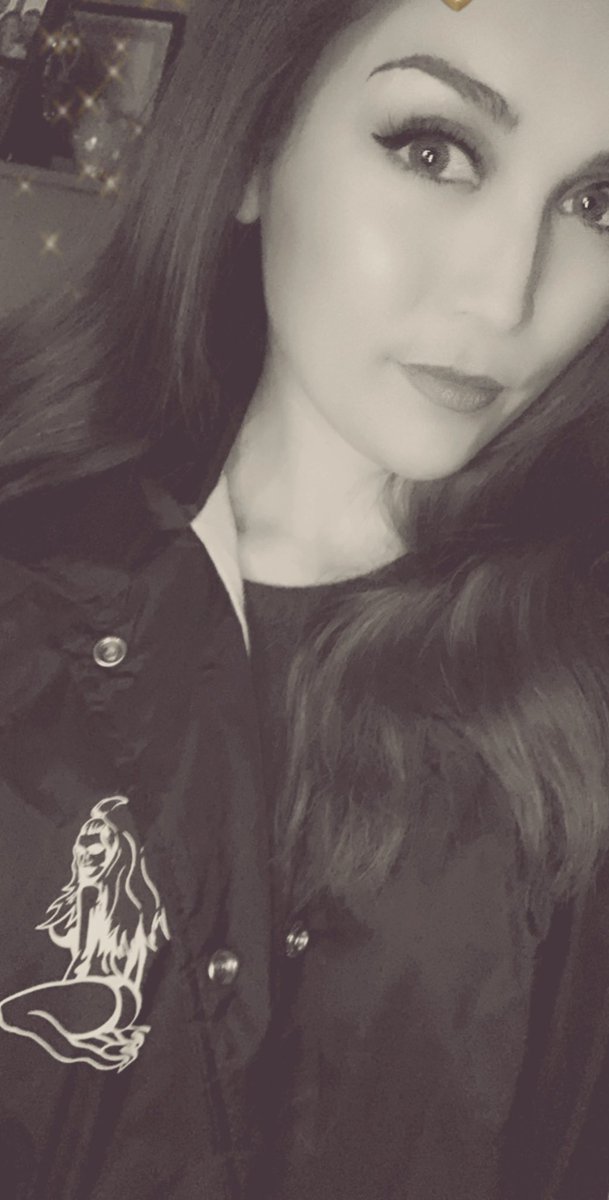 _claudiabelle's tweet image. #prettymess