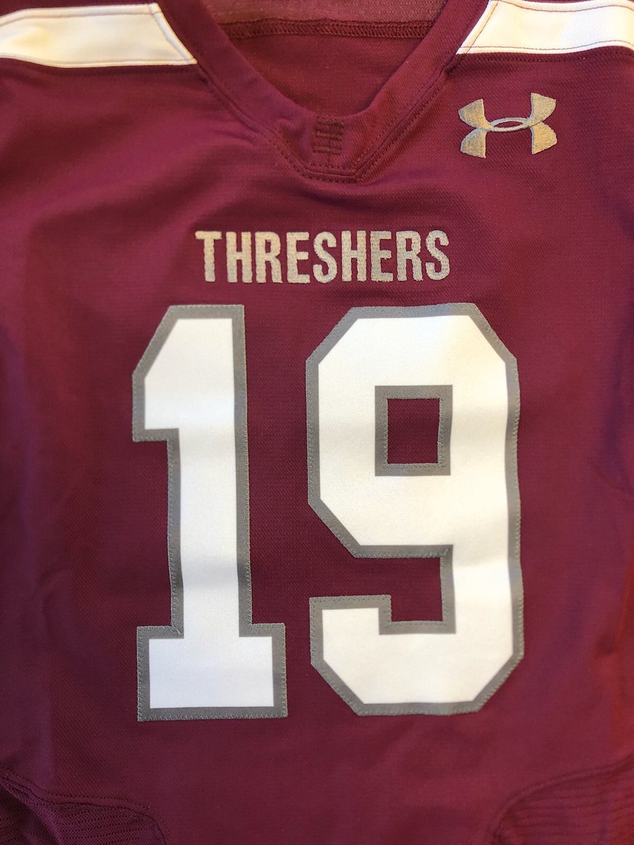 kaseyk_briggs's tweet photo. Grateful to receive my first offer from Bethel College! Thanks @CoachMarshallBC for this amazing opportunity! #brotherhood #threshers 🏈 https://t.co/heusD0orMm