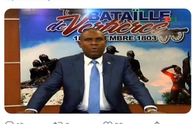 toujoula's tweet photo. Si gon mesaj ki pase pi byen nan diskou PM @jeanhenryceant an se bata(ï)lle la #CommunicationVirtuelle https://t.co/H6VbPO2Dvl