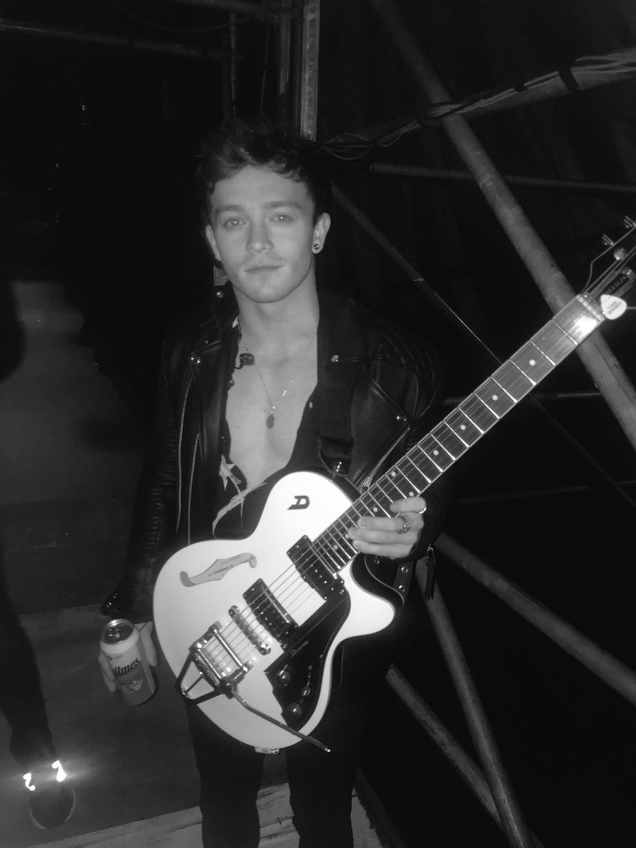 TheVampsband's tweet photo. Oh hi Argentina 🇦🇷 - it’s stage time https://t.co/3OZHjIRJDy