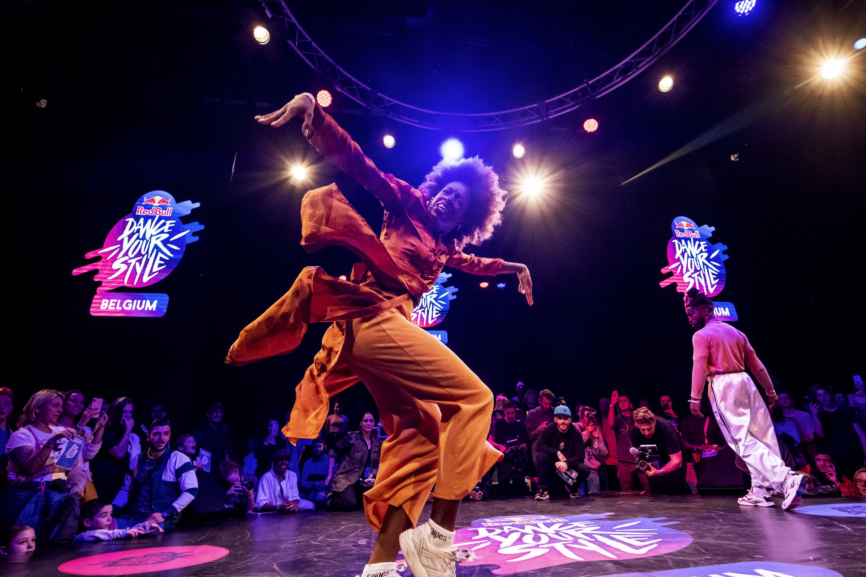 Dance your phd. новогодние танцы. танец снегурочки. новогодний костюм для танца. какой танец танцевать на новый год.