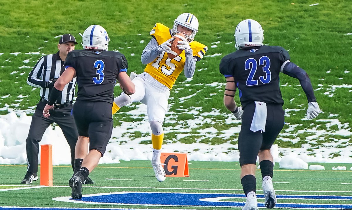 lycofb's tweet photo. Warriors Lose Heartbreaker on Blocked Field Goal as Game Ends in Centennial-MAC Bowl Game https://t.co/8ALqb17qdI #GoLyco #Lycoming #Football #D3football #Williamsport #Warriors #3MAC https://t.co/oOq84Gbasb