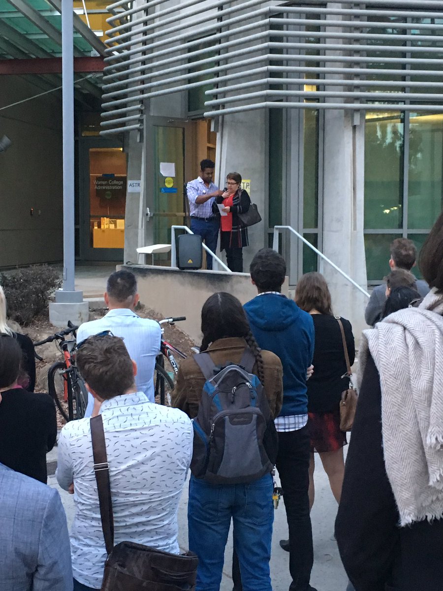 jparkerstarbuck's tweet photo. Incredible spirit of generosity at the #ASTR2018 awards ceremony,outside in the UCSD quad. Moving speech by a Westin hotel worker acknowledging our action https://t.co/EbU1x6o9cV