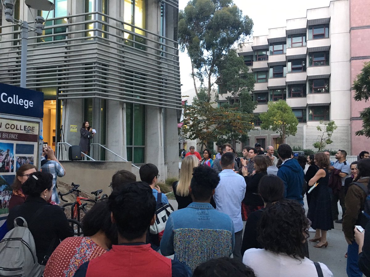 jparkerstarbuck's tweet photo. Incredible spirit of generosity at the #ASTR2018 awards ceremony,outside in the UCSD quad. Moving speech by a Westin hotel worker acknowledging our action https://t.co/EbU1x6o9cV