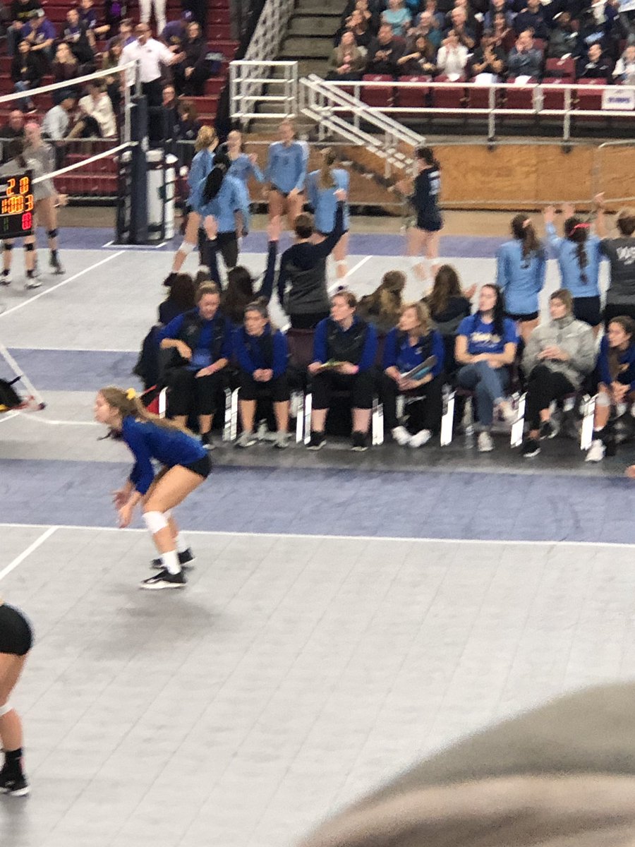 tonydavis1962's tweet photo. Great day to be a Bear! VB gets the 3-0 win over Olympia to earn the 5th place trophy. This is the fifth year in a row VB has brought home a trophy. Congrats &amp; thank you to our players &amp; coaches for being great representatives of our school &amp; community. https://t.co/k5K1tWhv82