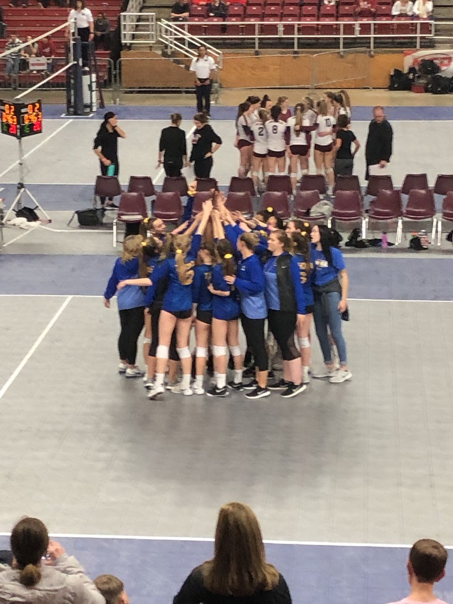 tonydavis1962's tweet photo. Great day to be a Bear! VB gets the 3-0 win over Olympia to earn the 5th place trophy. This is the fifth year in a row VB has brought home a trophy. Congrats &amp; thank you to our players &amp; coaches for being great representatives of our school &amp; community. https://t.co/k5K1tWhv82