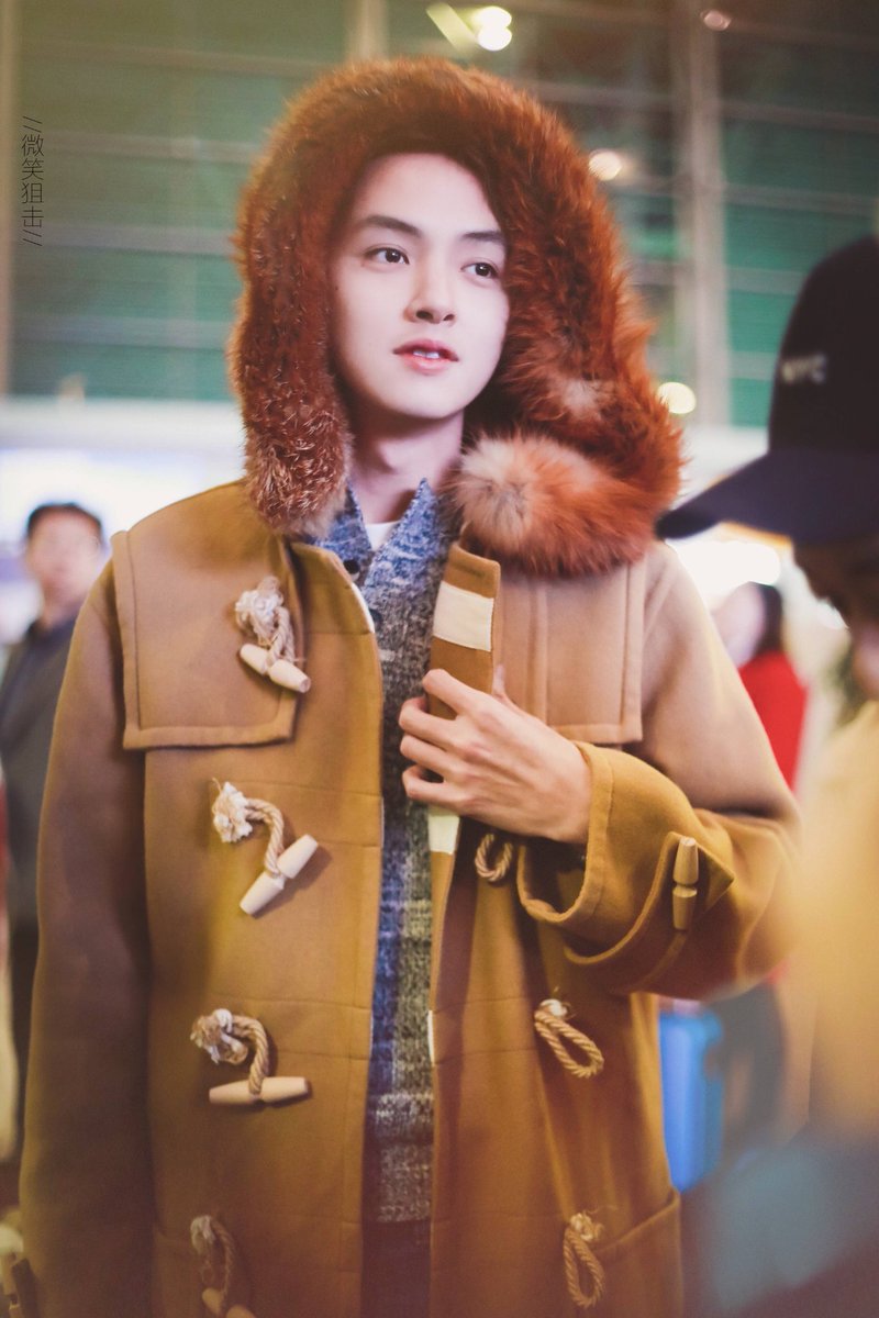 F4Aesthetic's tweet photo. Kuan looks cute https://t.co/GLbykZGRDO