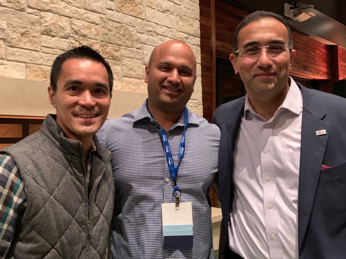 dr_rajgupta's tweet photo. Great buddies. ⁦@EMARIANOMD⁩ ⁦@nelkassabany⁩ ⁦@ASRA_Society⁩ #ASRAFall18 https://t.co/ZNtil8mP13