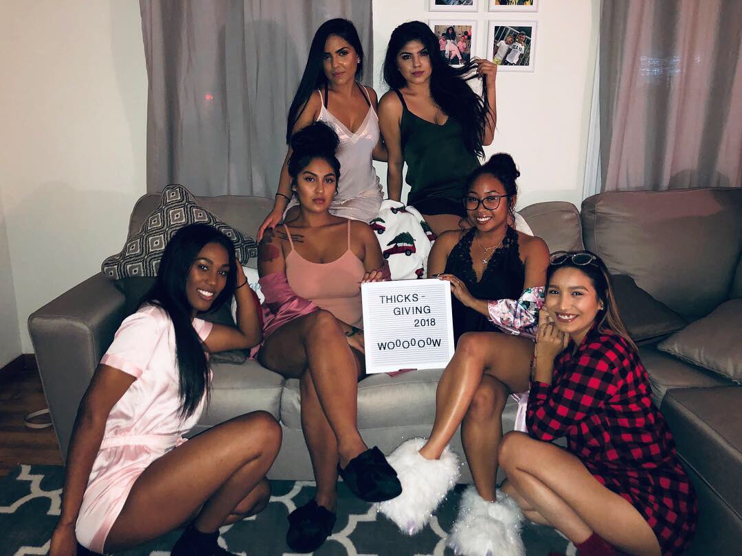 jazperezzzz's tweet photo. Blessed to be part of a confident group of girls who support, hype and can be so REAL with each other! These are the females I love to surround myself with! We want to see one another do great things in life! We are NEVER envious of each others wins, NOW that’s FRIENDSHIP! 💋❤️ https://t.co/31CM8sIkLY